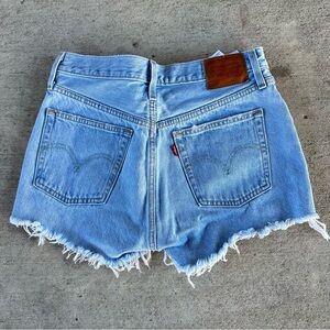 Levi’s Denim Buttonfly Shorts Size 27